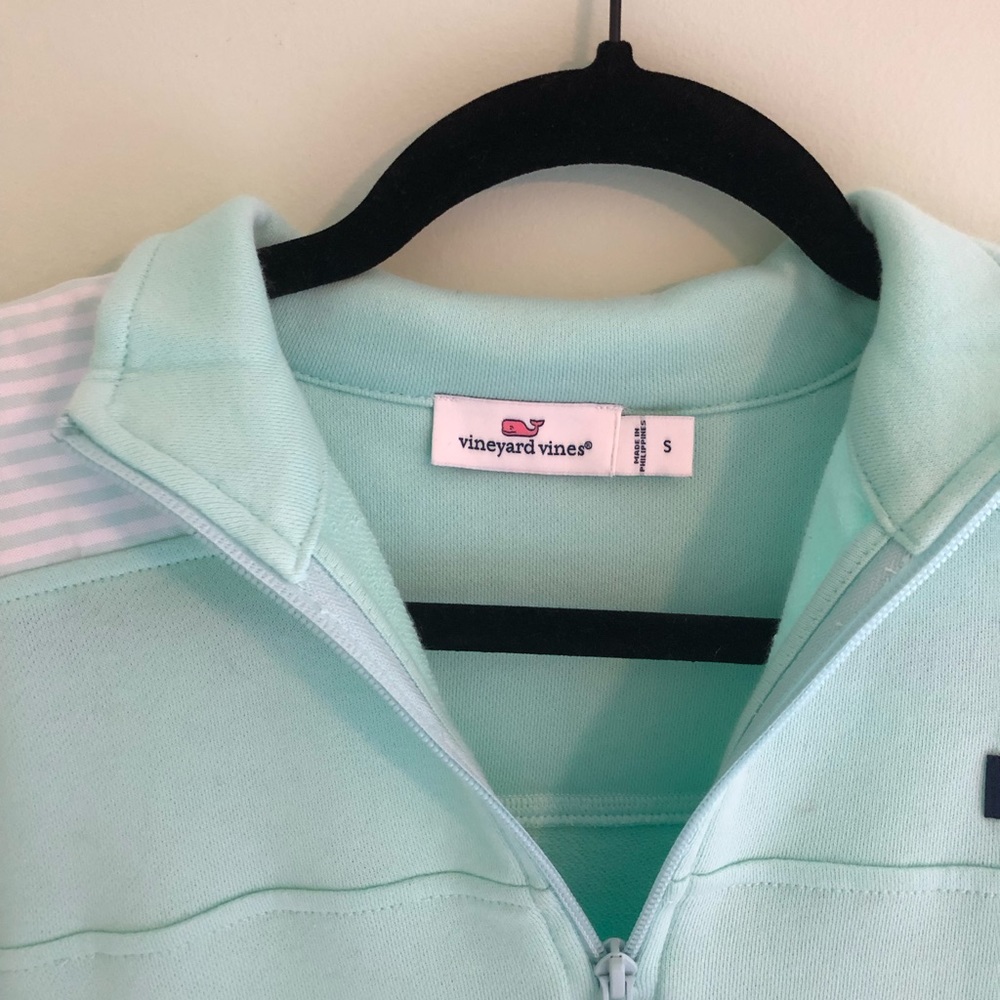 vineyard vines pullover - Picture 5 of 5